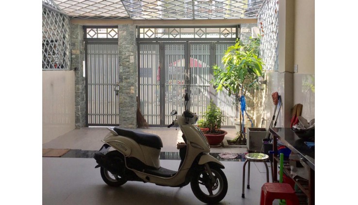 Bán nhà trọ VƯỜN LÀI Phường APĐ Quận 12, 12 phòng, H. ÔTÔ, giá giảm còn 9.xx tỷ
